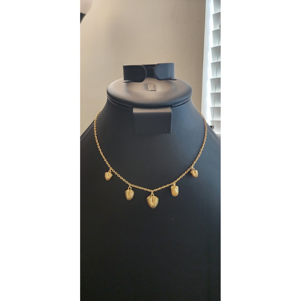 Gold Tone Textured Leaf Charm Necklace Nature Inspired Cable Chain Jewelry